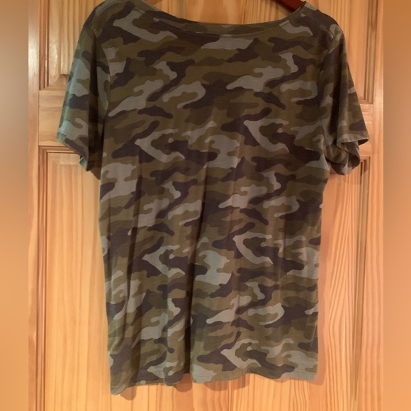 Camouflage t-shirt - Picture 3 of 3
